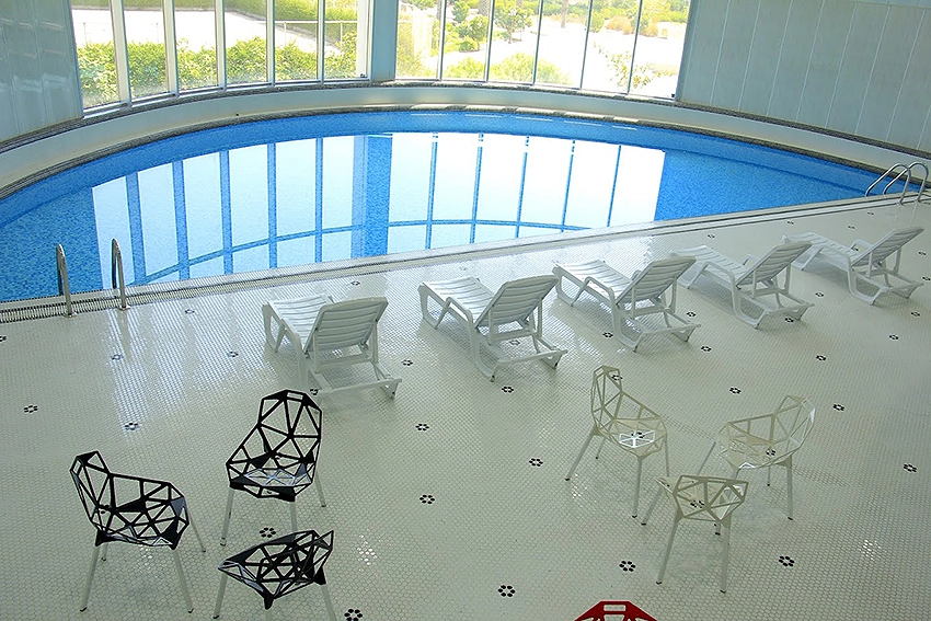 استخر و امکانات هتل بین المللی کیش